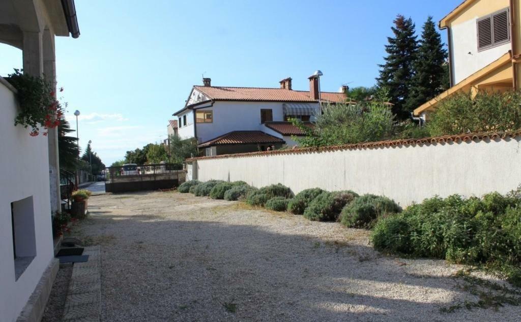 Apartment Radovan Porec Esterno foto