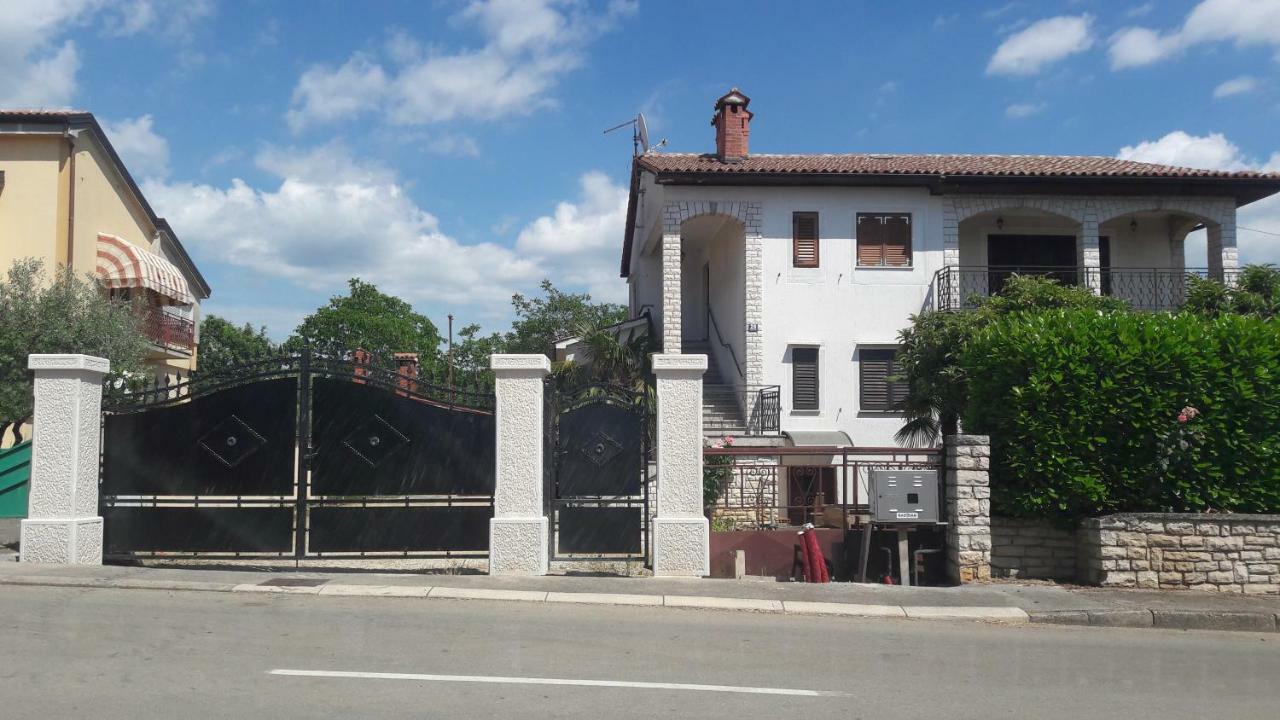 Apartment Radovan Porec Esterno foto